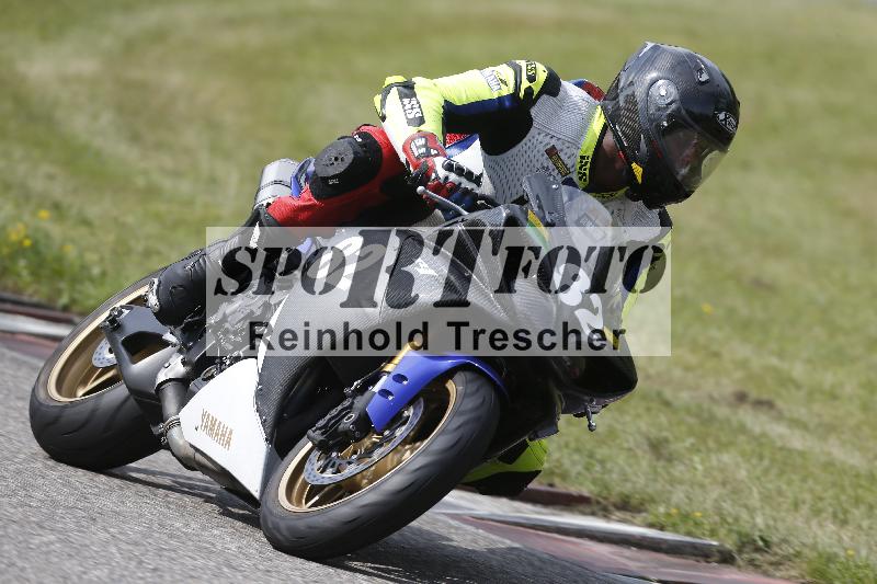 /23 07.06.2025 TZ Motorsport ADR/82